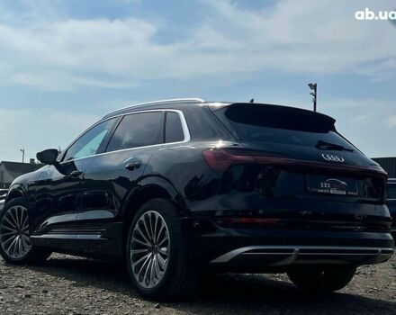 Ауді E-Tron, об'ємом двигуна 0 л та пробігом 29 тис. км за 40538 $, фото 4 на Automoto.ua