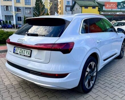 Ауди E-Tron, объемом двигателя 0 л и пробегом 8 тыс. км за 55000 $, фото 2 на Automoto.ua