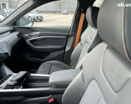 Ауди E-Tron, объемом двигателя 0 л и пробегом 5 тыс. км за 79119 $, фото 26 на Automoto.ua