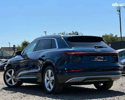 Ауди E-Tron, объемом двигателя 0 л и пробегом 31 тыс. км за 38581 $, фото 4 на Automoto.ua