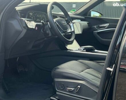 Ауді E-Tron, об'ємом двигуна 0 л та пробігом 29 тис. км за 40538 $, фото 26 на Automoto.ua