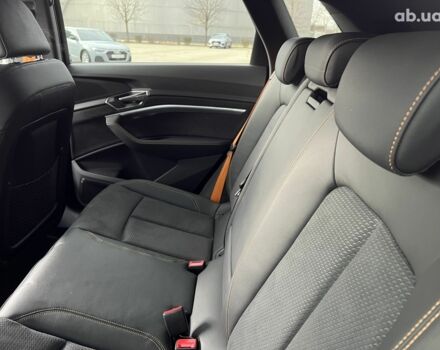 Ауди E-Tron, объемом двигателя 0 л и пробегом 5 тыс. км за 79119 $, фото 20 на Automoto.ua