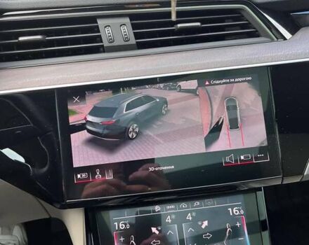 Ауди E-Tron, объемом двигателя 0 л и пробегом 8 тыс. км за 55000 $, фото 29 на Automoto.ua