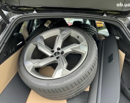 Ауди E-Tron, объемом двигателя 0 л и пробегом 3 тыс. км за 106724 $, фото 5 на Automoto.ua