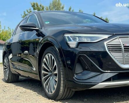 Ауді E-Tron, об'ємом двигуна 0 л та пробігом 29 тис. км за 40538 $, фото 8 на Automoto.ua