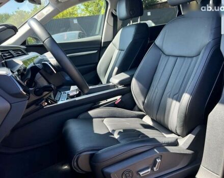 Ауди E-Tron, объемом двигателя 0 л и пробегом 31 тыс. км за 38581 $, фото 28 на Automoto.ua