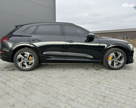 Ауді E-Tron, об'ємом двигуна 0 л та пробігом 1 тис. км за 45000 $, фото 11 на Automoto.ua