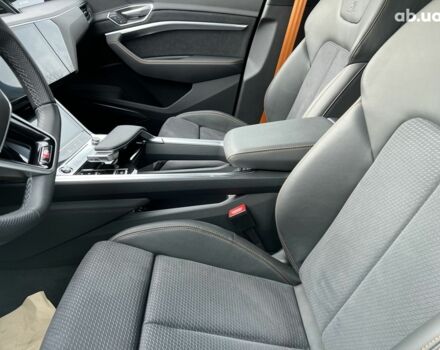 Ауди E-Tron, объемом двигателя 0 л и пробегом 5 тыс. км за 79119 $, фото 24 на Automoto.ua