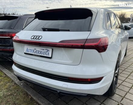 Ауди E-Tron, объемом двигателя 0 л и пробегом 5 тыс. км за 79119 $, фото 34 на Automoto.ua