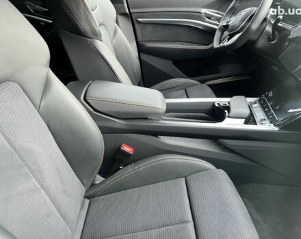 Ауди E-Tron, объемом двигателя 0 л и пробегом 5 тыс. км за 79119 $, фото 17 на Automoto.ua