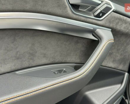 купить новое авто Ауди E-Tron 2023 года от официального дилера Володимир Олександрович Ауди фото