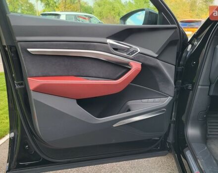 купити нове авто Ауді E-Tron 2023 року від офіційного дилера E-Car Ауді фото