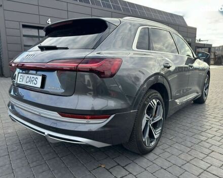Ауди E-Tron, объемом двигателя 0 л и пробегом 1 тыс. км за 45000 $, фото 7 на Automoto.ua