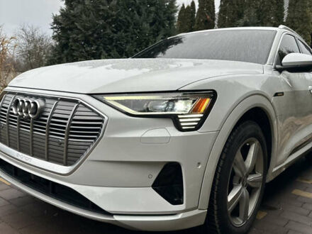Ауді E-Tron 2019 у Тернополі на Automoto.ua Ауді E-Tron, об'ємом двигуна 0 л та пробігом 46 тис. км за 33500 $, фото 1 на Automoto.ua