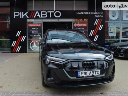 Ауді E-Tron, об'ємом двигуна 0 л та пробігом 60 тис. км за 47900 $, фото 1 на Automoto.ua