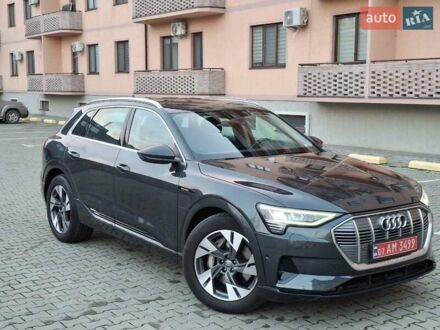 Ауді E-Tron, об'ємом двигуна 0 л та пробігом 61 тис. км за 27200 $, фото 1 на Automoto.ua