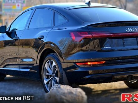 Ауди E-Tron 2021 в Днепре (Днепропетровске) на Automoto.ua Ауди E-Tron, объемом двигателя 1 л и пробегом 99 тыс. км за 36999 $, фото 1 на Automoto.ua