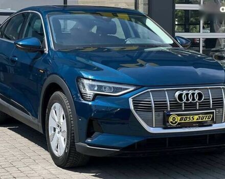 Ауди E-Tron, объемом двигателя 0 л и пробегом 45 тыс. км за 34300 $, фото 1 на Automoto.ua