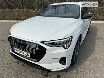 Ауди E-Tron 2021 в Одессе на Automoto.ua Ауди E-Tron, объемом двигателя 0 л и пробегом 27 тыс. км за 66500 $, фото 1 на Automoto.ua