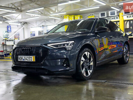 Ауді E-Tron, об'ємом двигуна 0 л та пробігом 62 тис. км за 36800 $, фото 1 на Automoto.ua