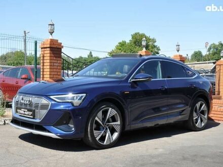 Ауди E-Tron, объемом двигателя 0 л и пробегом 27 тыс. км за 45102 $, фото 1 на Automoto.ua