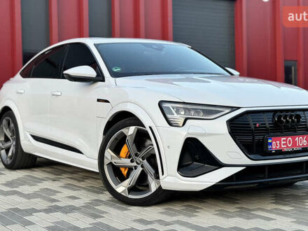 Ауді E-Tron, об'ємом двигуна 0 л та пробігом 39 тис. км за 47800 $, фото 1 на Automoto.ua