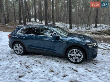 Ауди E-Tron 2022 в Киеве на Automoto.ua Ауди E-Tron, объемом двигателя 0 л и пробегом 16 тыс. км за 35694 $, фото 1 на Automoto.ua