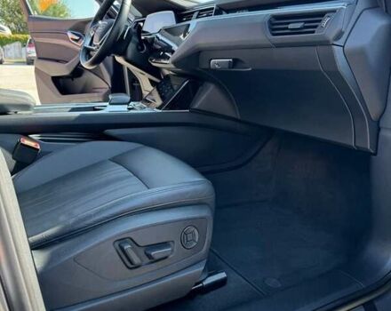 Серый Ауди E-Tron, объемом двигателя 0 л и пробегом 141 тыс. км за 27900 $, фото 57 на Automoto.ua