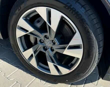 Серый Ауди E-Tron, объемом двигателя 0 л и пробегом 141 тыс. км за 27900 $, фото 50 на Automoto.ua