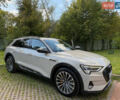Серый Ауди E-Tron, объемом двигателя 0 л и пробегом 90 тыс. км за 42500 $, фото 1 на Automoto.ua
