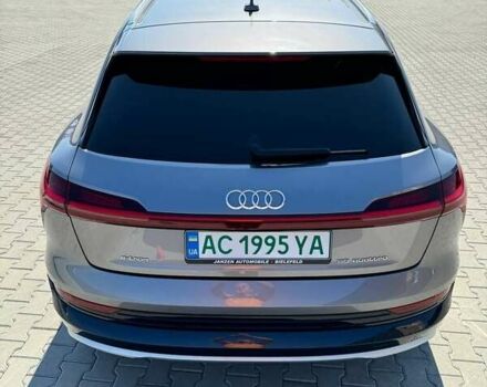 Серый Ауди E-Tron, объемом двигателя 0 л и пробегом 141 тыс. км за 27900 $, фото 28 на Automoto.ua