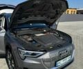 Серый Ауди E-Tron, объемом двигателя 0 л и пробегом 141 тыс. км за 27900 $, фото 13 на Automoto.ua