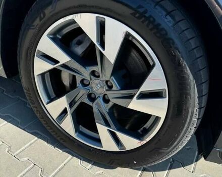 Серый Ауди E-Tron, объемом двигателя 0 л и пробегом 141 тыс. км за 27900 $, фото 52 на Automoto.ua