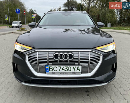 Сірий Ауді E-Tron, об'ємом двигуна 0 л та пробігом 42 тис. км за 34500 $, фото 5 на Automoto.ua