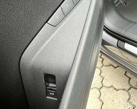 Серый Ауди E-Tron, объемом двигателя 0 л и пробегом 122 тыс. км за 27500 $, фото 12 на Automoto.ua