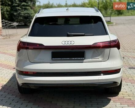 Сірий Ауді E-Tron, об'ємом двигуна 0 л та пробігом 88 тис. км за 34900 $, фото 15 на Automoto.ua
