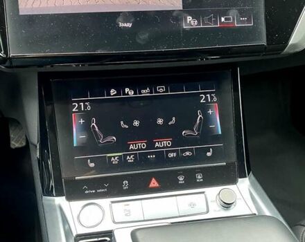 Сірий Ауді E-Tron, об'ємом двигуна 0 л та пробігом 91 тис. км за 26250 $, фото 1 на Automoto.ua