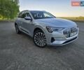 Серый Ауди E-Tron, объемом двигателя 0 л и пробегом 116 тыс. км за 29950 $, фото 1 на Automoto.ua