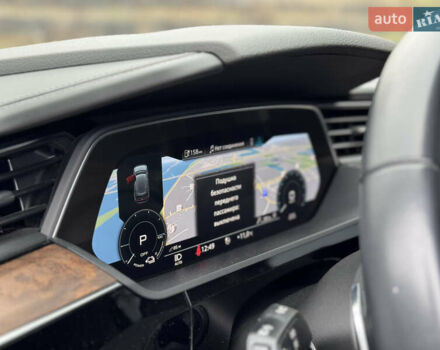 Сірий Ауді E-Tron, об'ємом двигуна 0 л та пробігом 69 тис. км за 32500 $, фото 15 на Automoto.ua