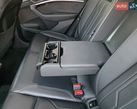 Серый Ауди E-Tron, объемом двигателя 0 л и пробегом 172 тыс. км за 30999 $, фото 29 на Automoto.ua