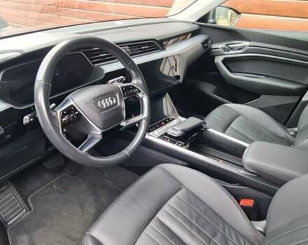 Серый Ауди E-Tron, объемом двигателя 0 л и пробегом 146 тыс. км за 21000 $, фото 20 на Automoto.ua