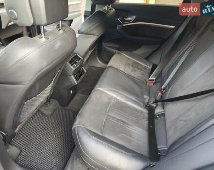 Сірий Ауді E-Tron, об'ємом двигуна 0 л та пробігом 128 тис. км за 29500 $, фото 14 на Automoto.ua