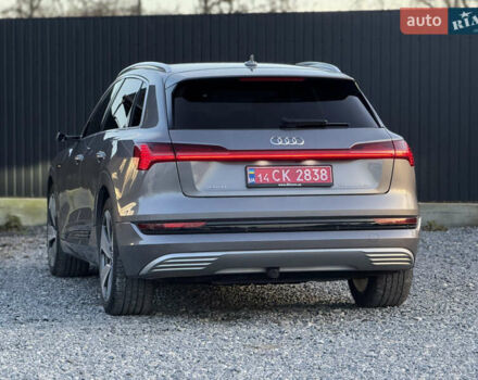 Серый Ауди E-Tron, объемом двигателя 0 л и пробегом 155 тыс. км за 27750 $, фото 15 на Automoto.ua
