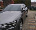 Серый Ауди E-Tron, объемом двигателя 0 л и пробегом 156 тыс. км за 27400 $, фото 1 на Automoto.ua