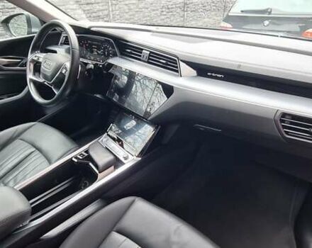 Серый Ауди E-Tron, объемом двигателя 0 л и пробегом 146 тыс. км за 21000 $, фото 32 на Automoto.ua