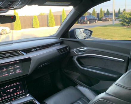 Серый Ауди E-Tron, объемом двигателя 0 л и пробегом 159 тыс. км за 25800 $, фото 34 на Automoto.ua