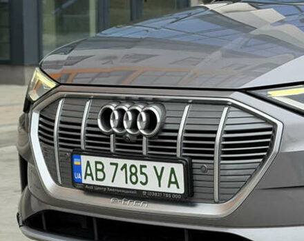 Сірий Ауді E-Tron, об'ємом двигуна 0 л та пробігом 75 тис. км за 34300 $, фото 19 на Automoto.ua