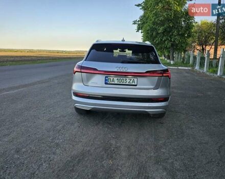 Серый Ауди E-Tron, объемом двигателя 0 л и пробегом 121 тыс. км за 27700 $, фото 17 на Automoto.ua