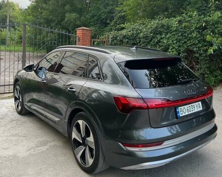 Серый Ауди E-Tron, объемом двигателя 0 л и пробегом 159 тыс. км за 25800 $, фото 11 на Automoto.ua