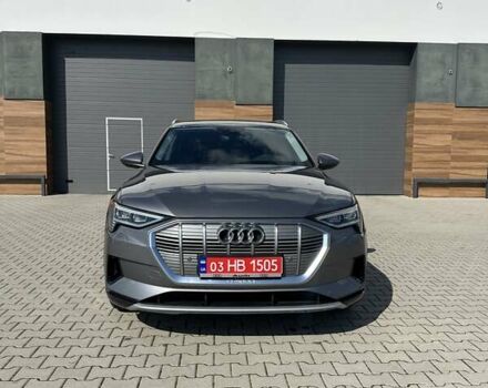 Сірий Ауді E-Tron, об'ємом двигуна 0 л та пробігом 107 тис. км за 24300 $, фото 10 на Automoto.ua